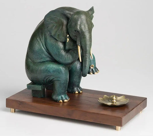 Brass think deeply Elephant abstract sculpture Incense holder Decoration