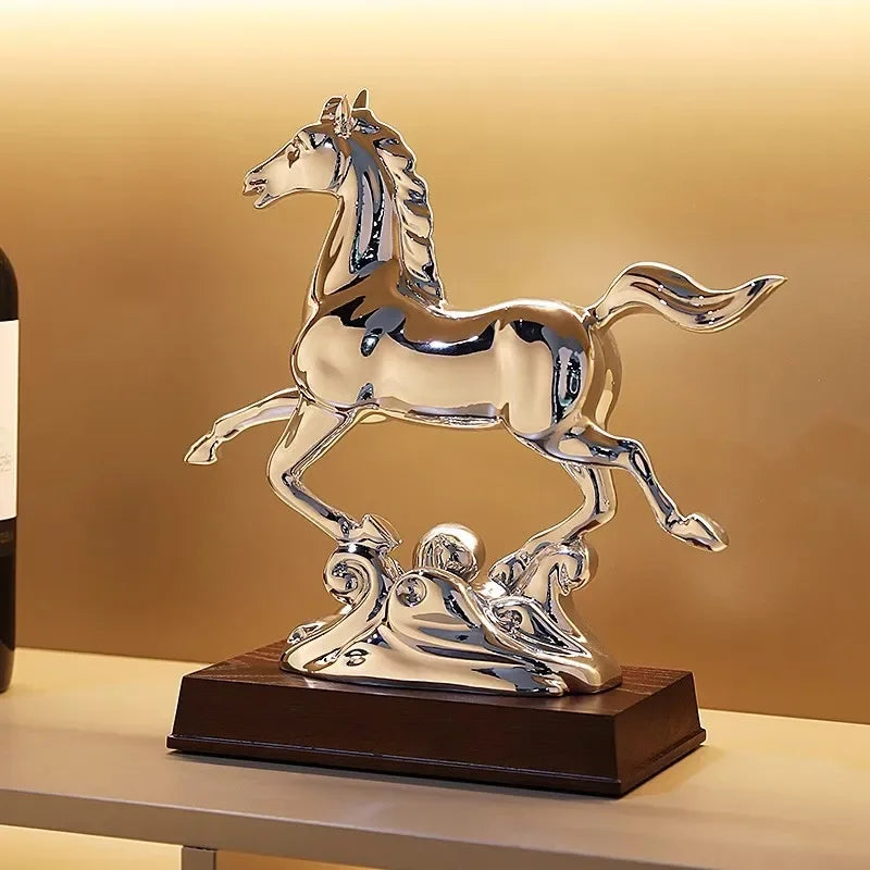 Creative Horse Luxury High-end Office Desktop Decoration