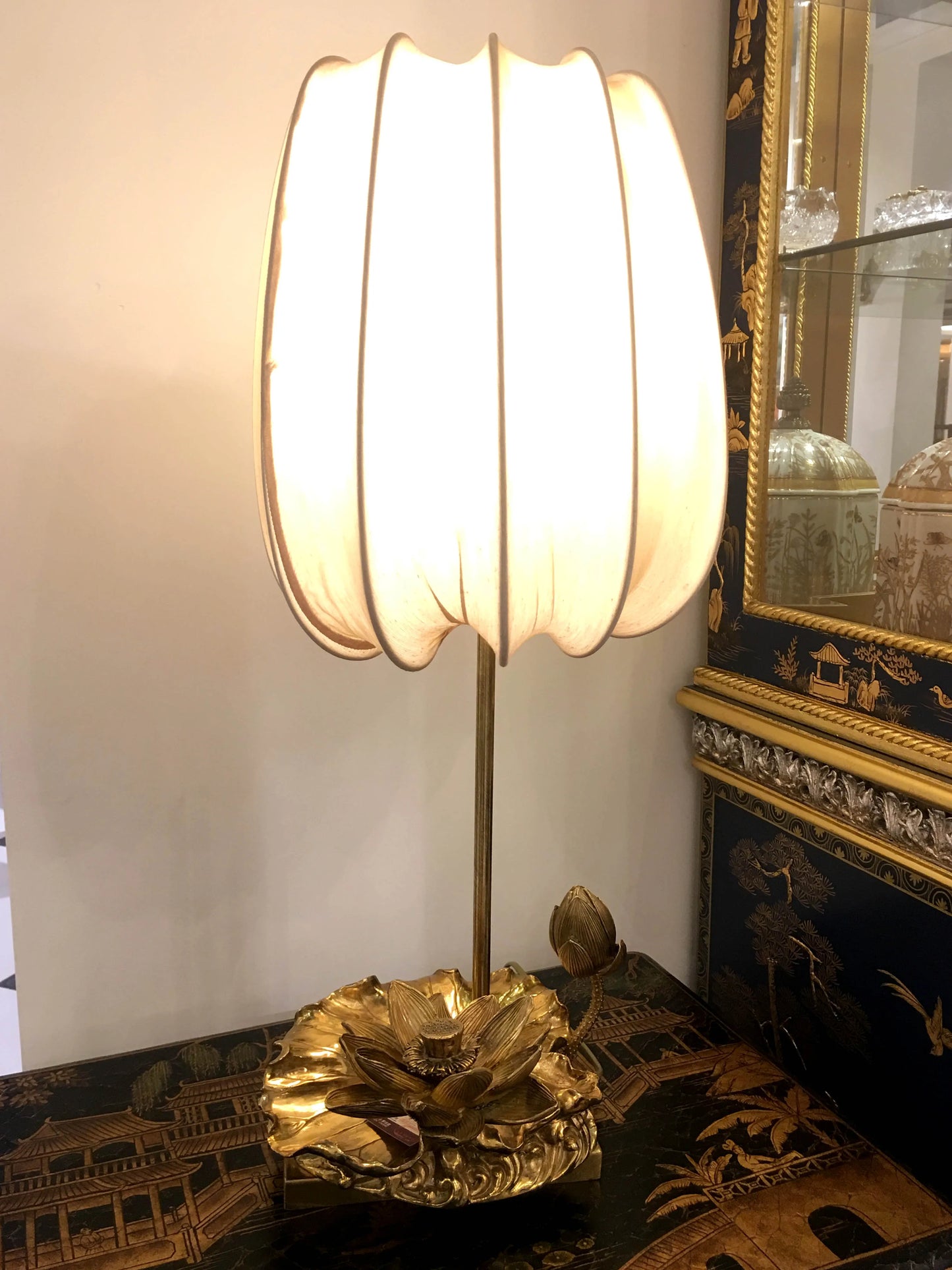 French Luxury Copper Lotus Leaf Shape Table Lamp