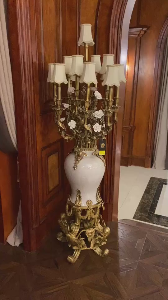 Luxury white marble floor lamp with brass details -A statement piece for palaces, villas, and luxurious majlis in GCC 